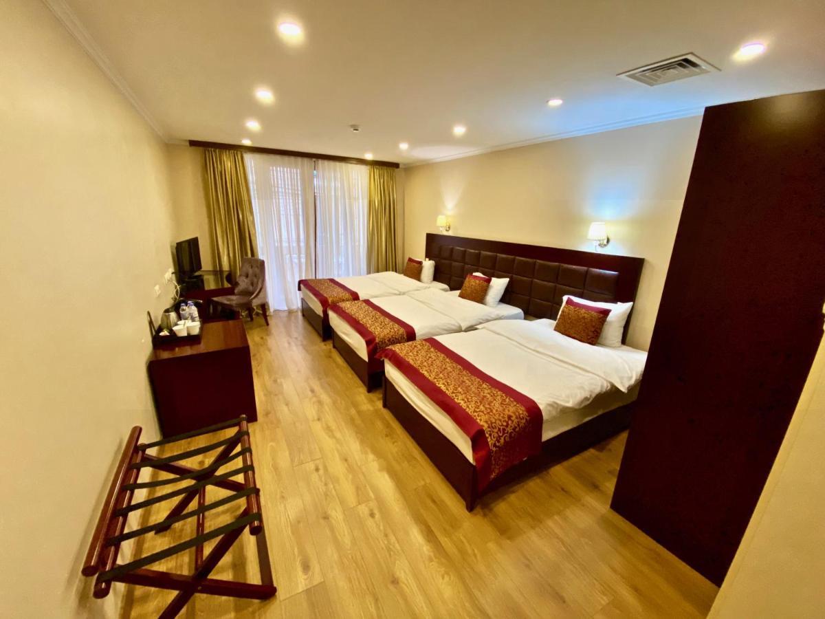 Velvet Hotel Tiflis Exterior foto