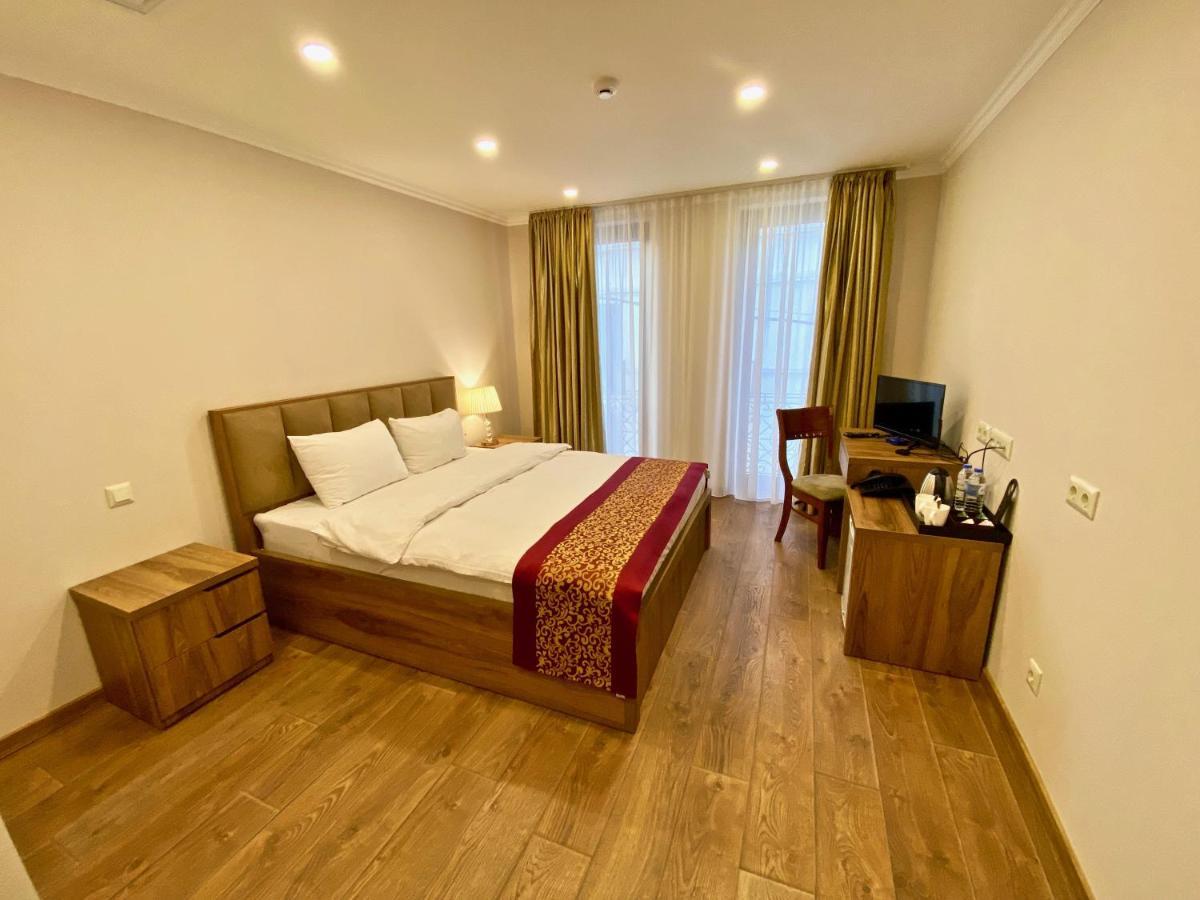 Velvet Hotel Tiflis Exterior foto